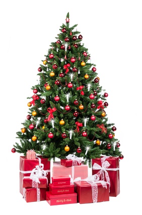 traditionell geschmückter weihnachtsbaum